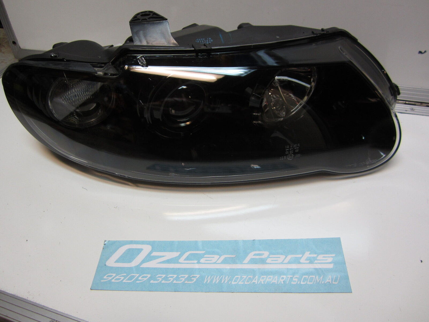 Holden Commodore VX VU EXCUTIVE Monaro SS Black Altezza Headlight DRIVER new