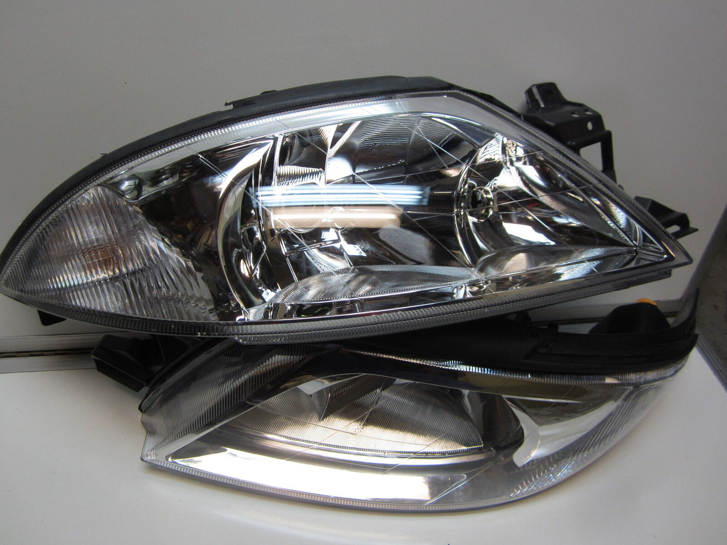 FITS FOR FORD AU FALCON GHIA FORTE FUTURA CHROME HEADLIGHTS Series 1 & 2 & 3