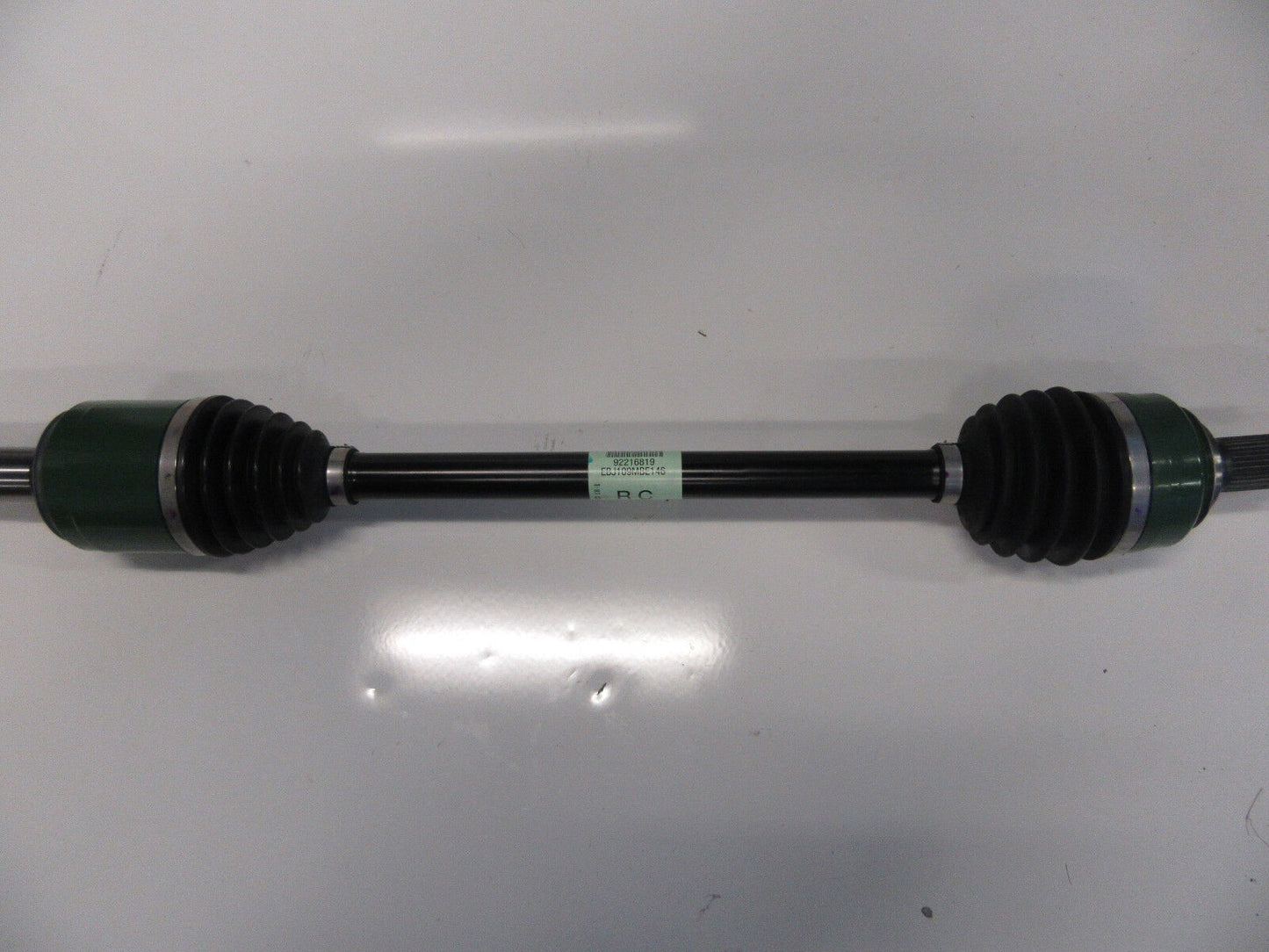 GENUINE Rear Axle Drive CV Shaft VE V8 PASSENGER REAR SIDE SEDAN MODELS NEW