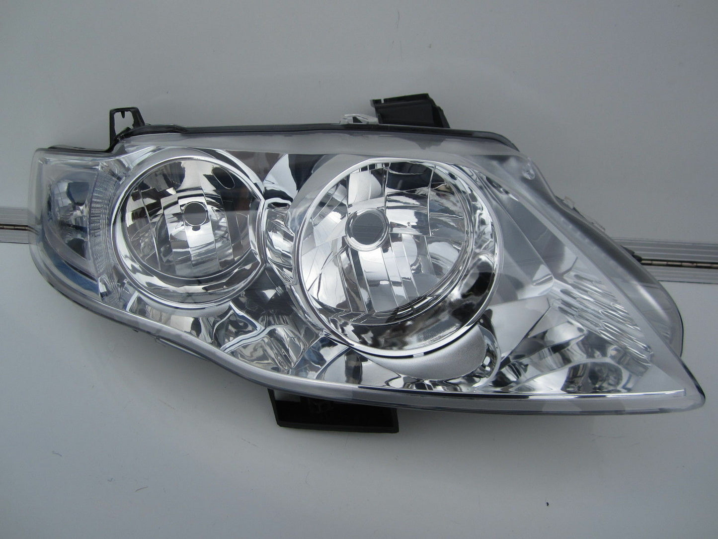 Headlight Chrome DRIVER SIDE HEADLIGHT FOR Ford Falcon FG XT MK G6 G6E F6 NEW