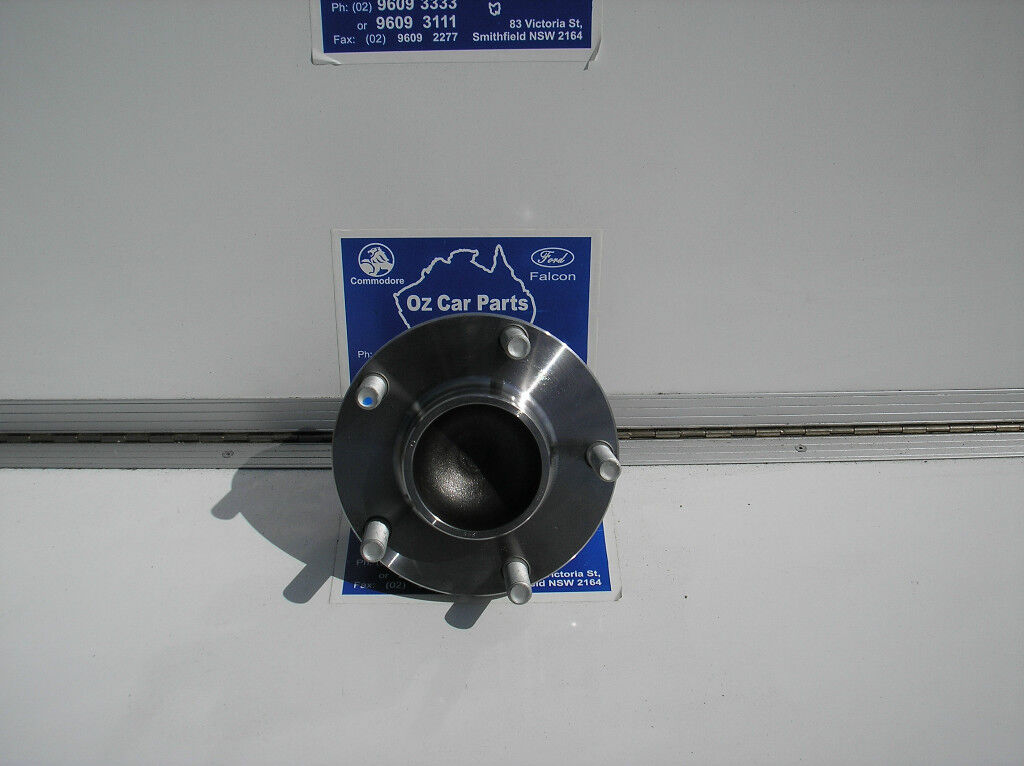 HOLDEN COMMODORE WH WK WL WHEEL BEARING HUB ABS LEFT RIGHT FRONT PAIR X2 NEW