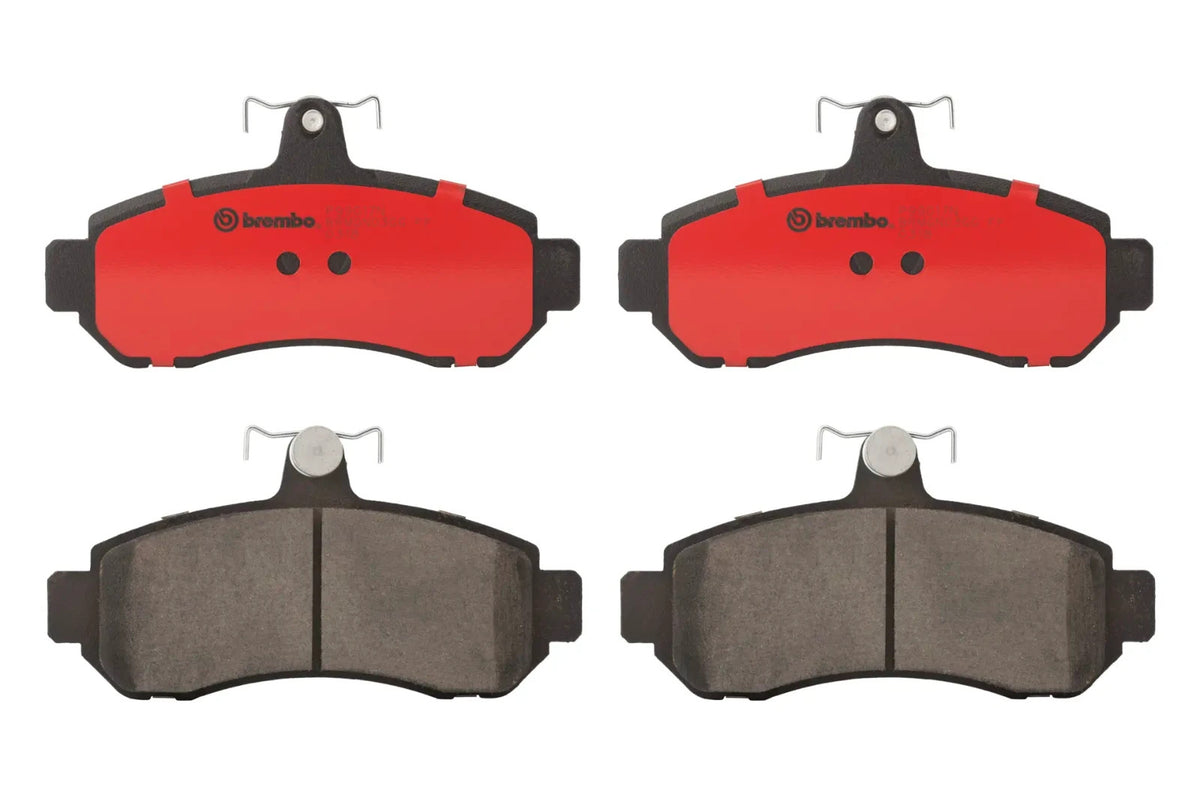 Brembo FRONT Brake Pad Set For Mitsubishi Magna 2.4L 2.6L TE-TF-TR-TS 1991-1997