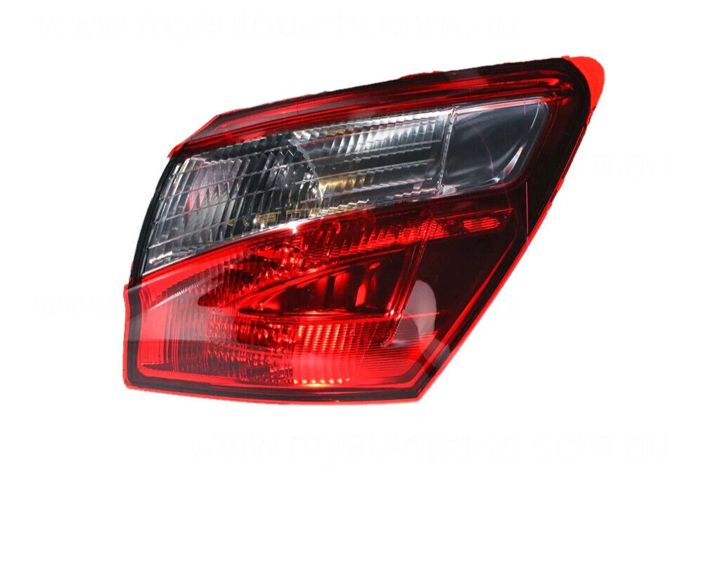 GENUINE TAIL LAMP DRIVERS SIDE FOR NISSAN DUALIS 1/2010-5/2014