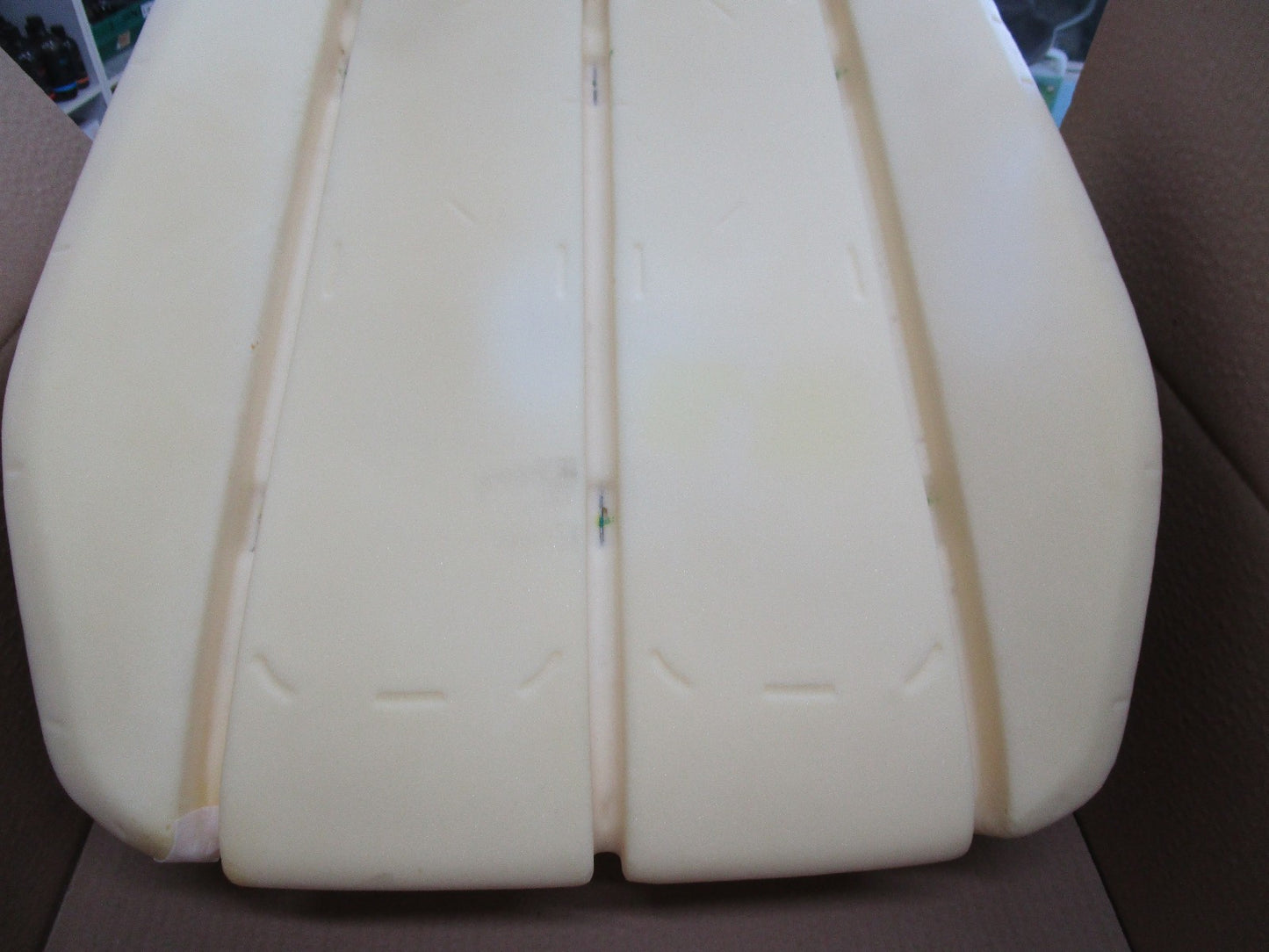 GENUINE RIGHT FRONT Seat Foam Seat Base LOWER FOR HOLDEN COLORADO 2012-2020