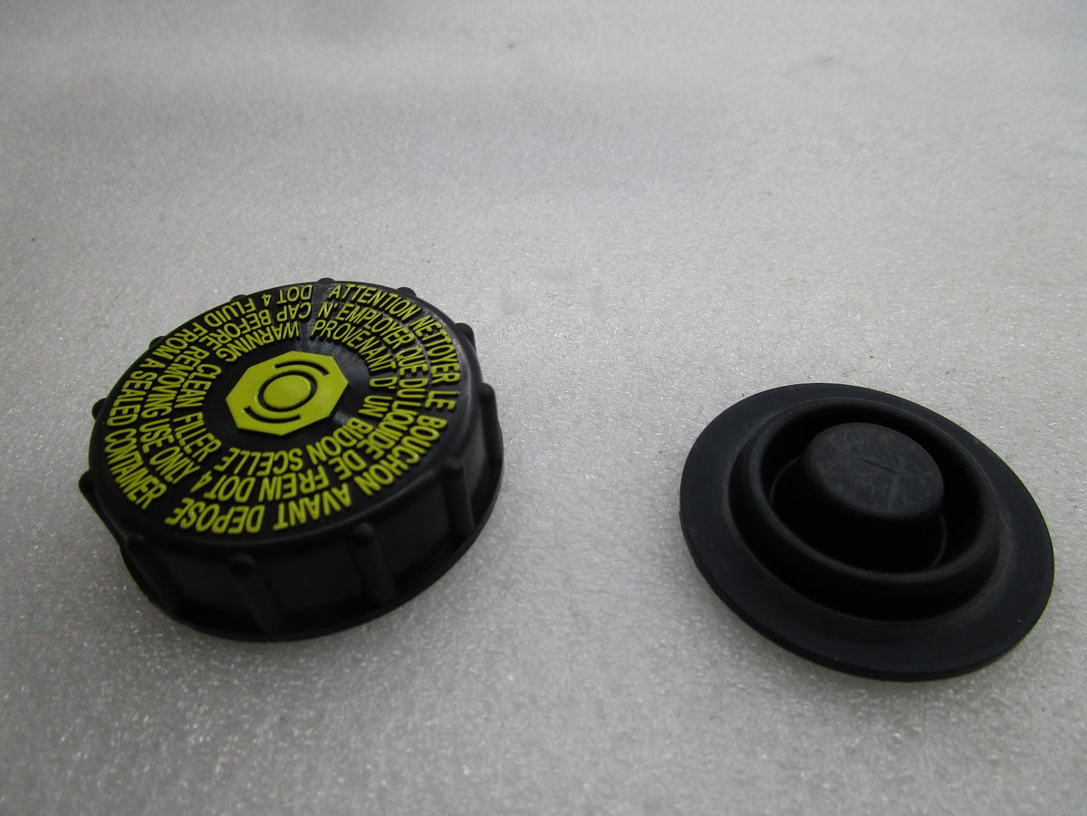 Genuine NEW Brake Master Cylinder Reservoir Cap FOR HOLDEN CRUZE DOT-4 OIL CAP