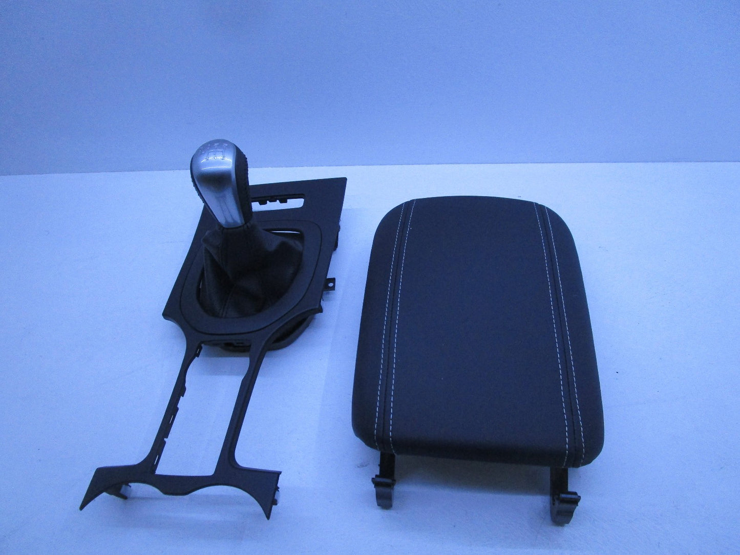Gear KNOB Shifter Surround Trim CONSOLE LID KIT FOR HOLDEN COMMODORE VE V6 SV6