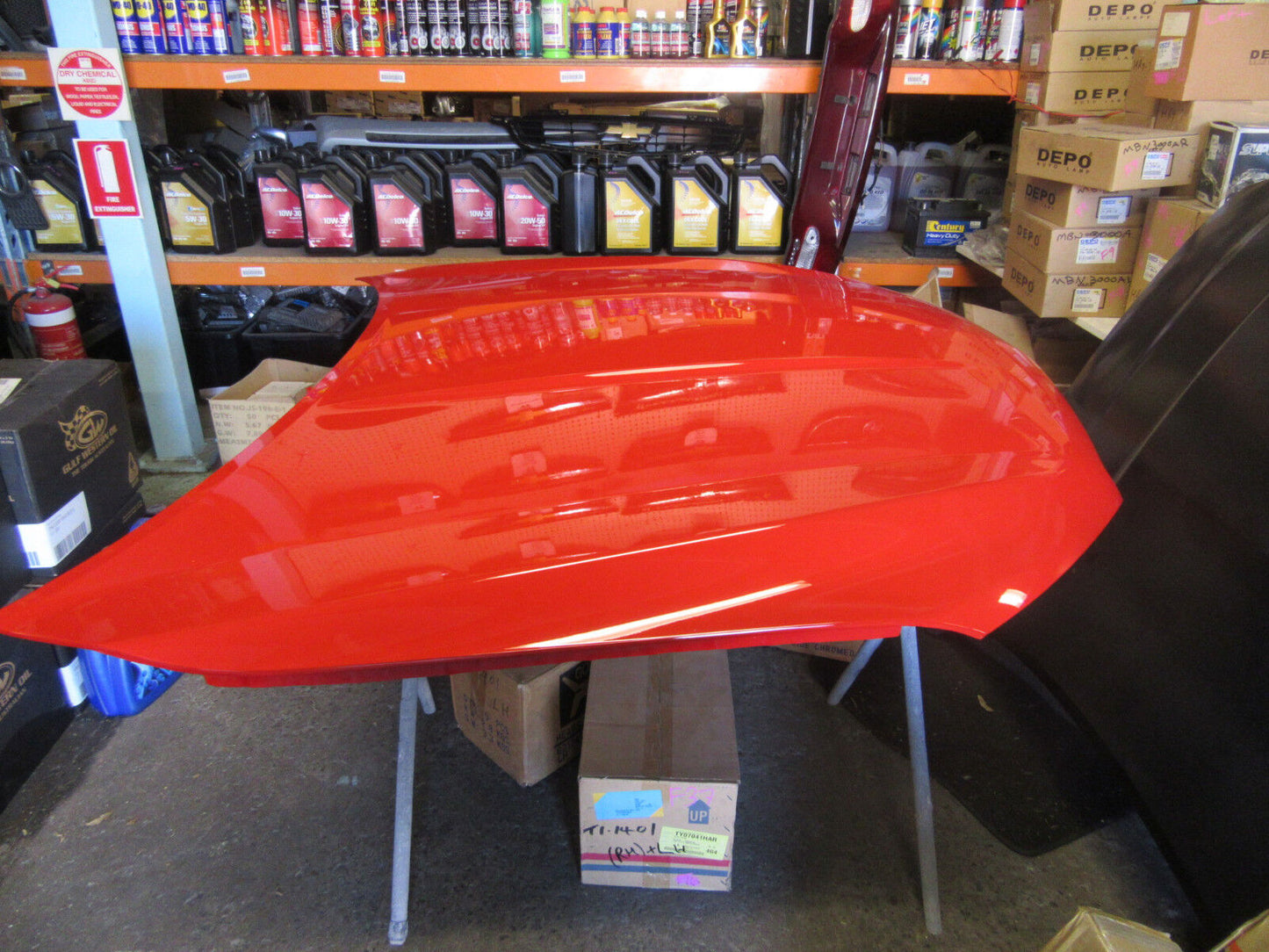 BONNET HOOD HOLDEN COMMODORE VF ALUMINIUM BONNET NEW PAINTED IN COLOUR YOU WANT