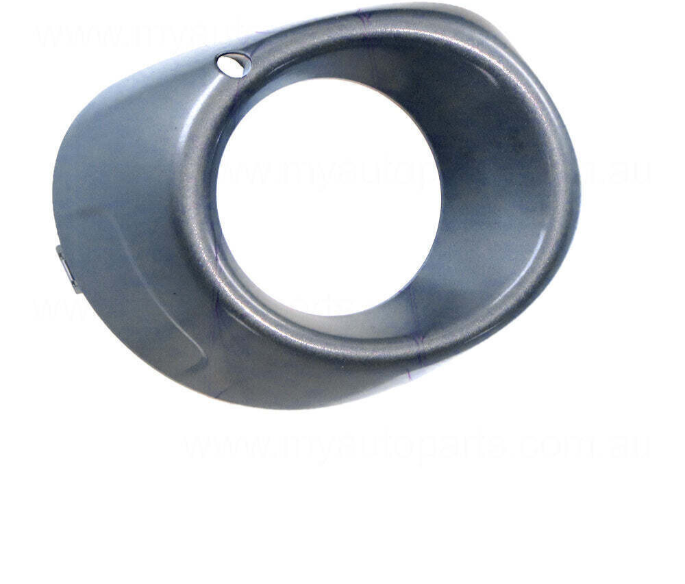 GENUINE LEFT FOG LIGHT COVER BEZEL FOR Mitsubishi Outlander ZJ 11/12-1/14 SILVER