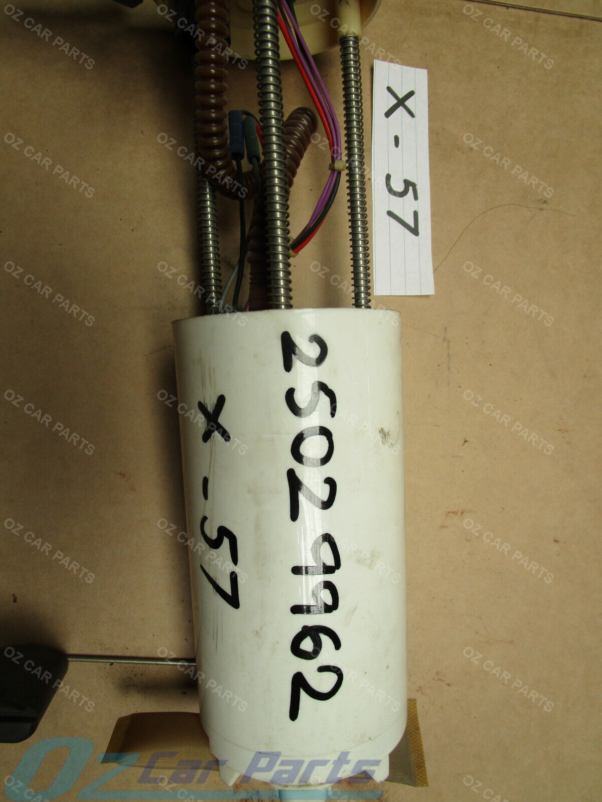 GENUINE Fuel Pump Assembly FOR HOLDEN COMMODORE VT SERIES 1 SEDAN