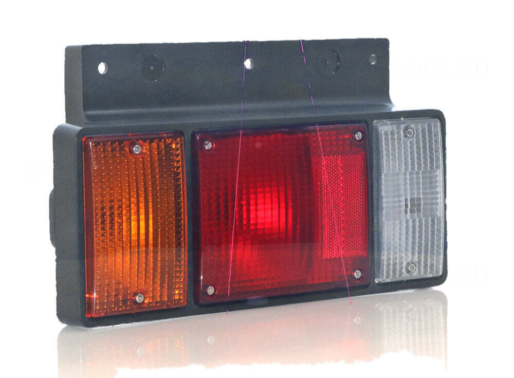 GENUINE PASSENGER SIDE TAIL LIGHT FOR Isuzu Truck N Series Tail Lamp