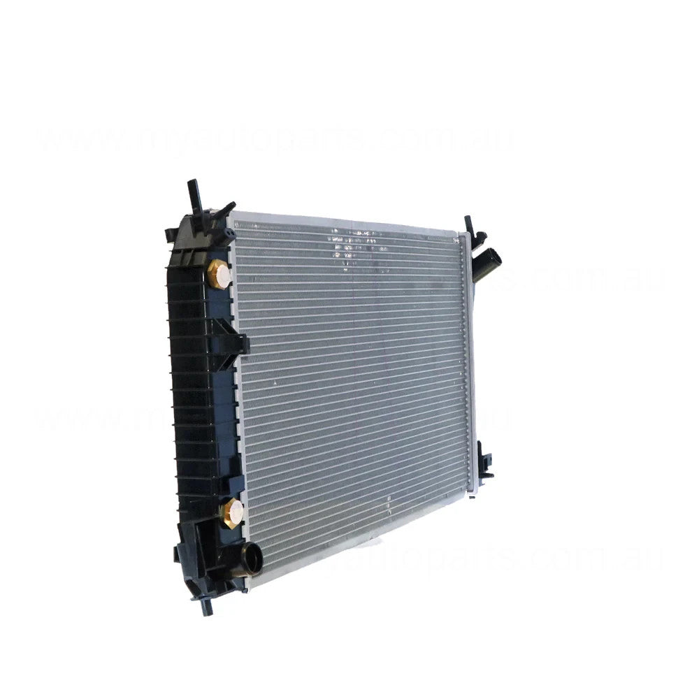 NEW Radiator FOR HOLDEN Vectra ZC 2.2L Z22 4CYL 7 3.2L Z32 V6 PETROL AUTO