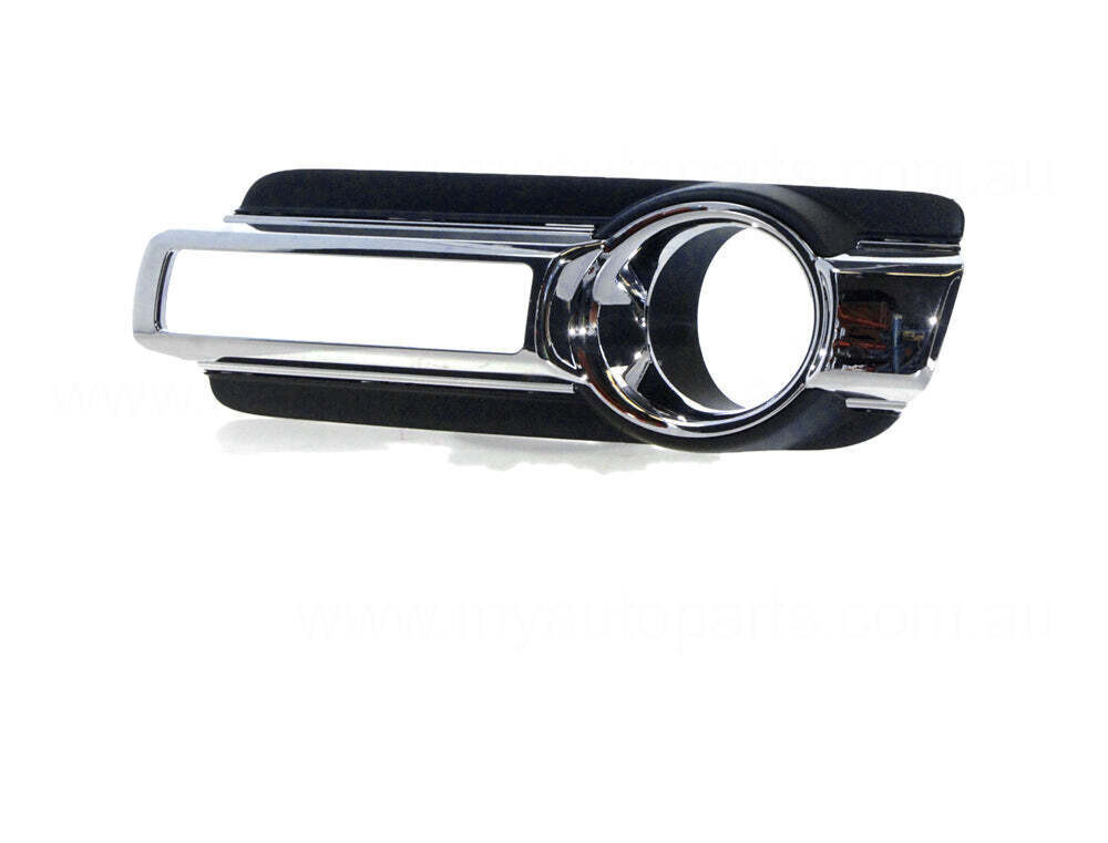 GENUINE PASSENGER SIDE FOG LIGHT COVER FOR Mitsubishi Pajero NX 2014 to 2021