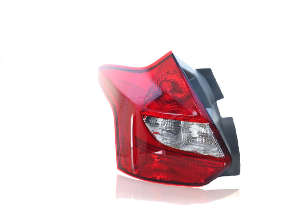 NEW LEFT SIDE LED TAIL LIGHT FOR Ford Focus LW 4/11-6/12 SPORT/TITANIUM/ST LED