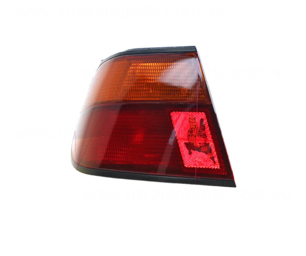 GENUINE TAIL LAMP PASSENGER SIDE FOR NISSAN PULSAR 8/1995-2/1998
