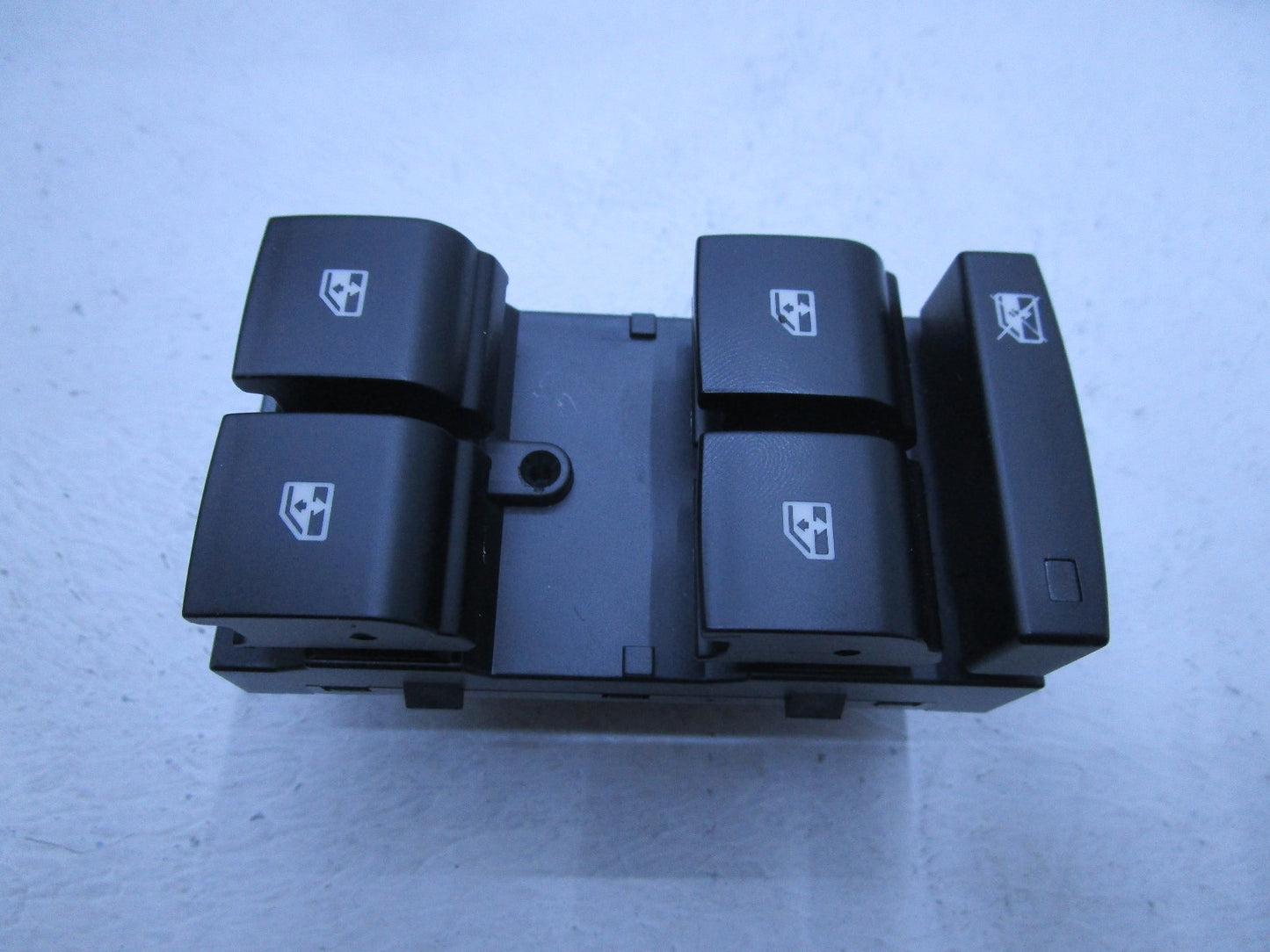 NEW MAIN MASTER SWITCH FOR HOLDEN COMMODORE VF 03/2013-12/2017 SEDAN WAGON
