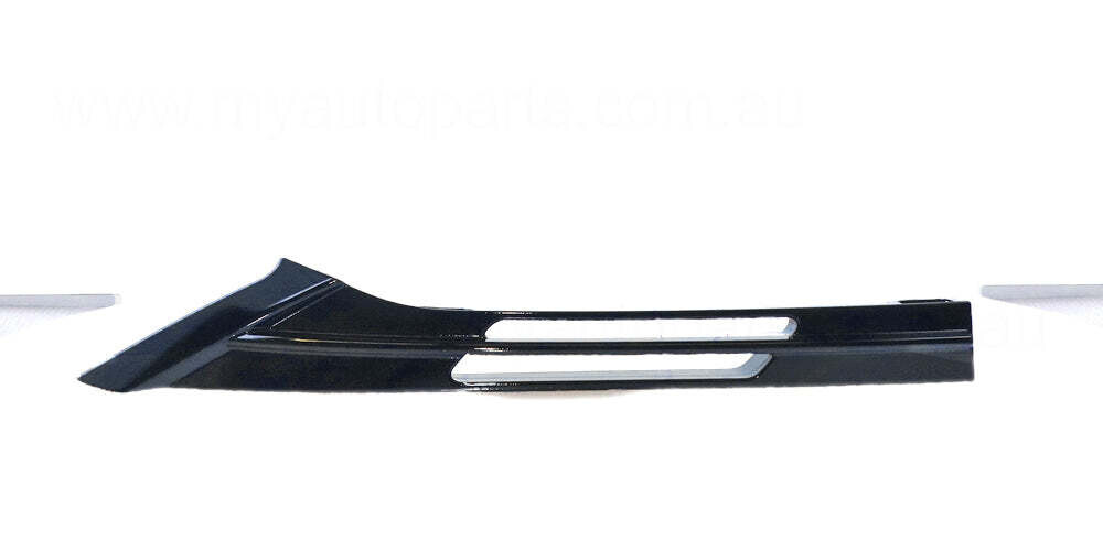 GENUINE DRIVER SIDE FRONT BAR MOULD FOR Toyota Yaris GXPA16R 2020-2021 HATCH GR