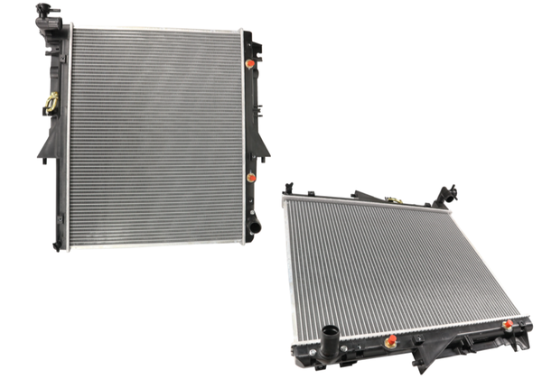 NEW RADIATOR FOR MITSUBISHI TRITON MQ MR 2.4L TURBO DIESEL OUTLET PIPE IS STRAIG