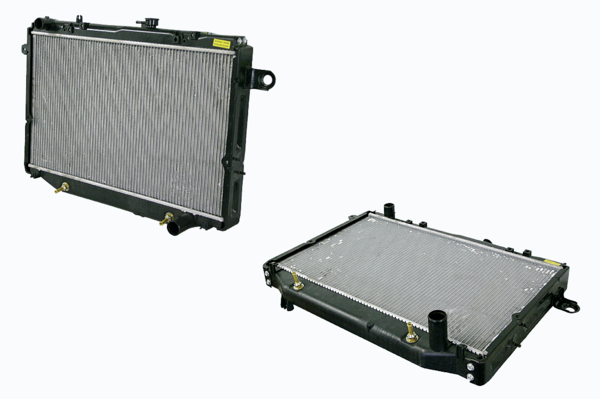 NEW RADIATOR FOR TOYOTA LANDCRUISER 100 SERIES 04/1998-07/2007 4.2D/4.5 LITRE