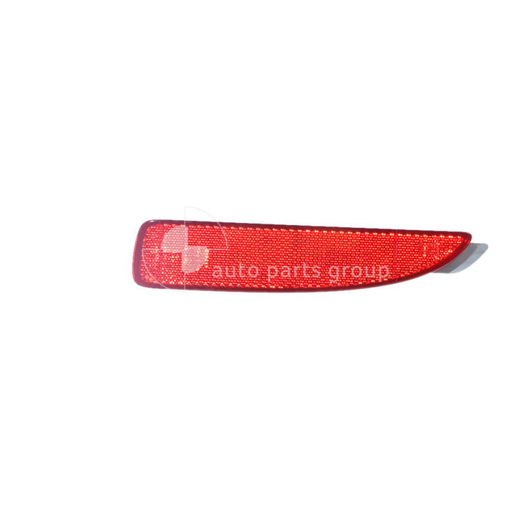 GENUINE REAR BAR RIGHT REFLECTOR FOR MAZDA 2 2C 11/2019-5/2023 SEDAN