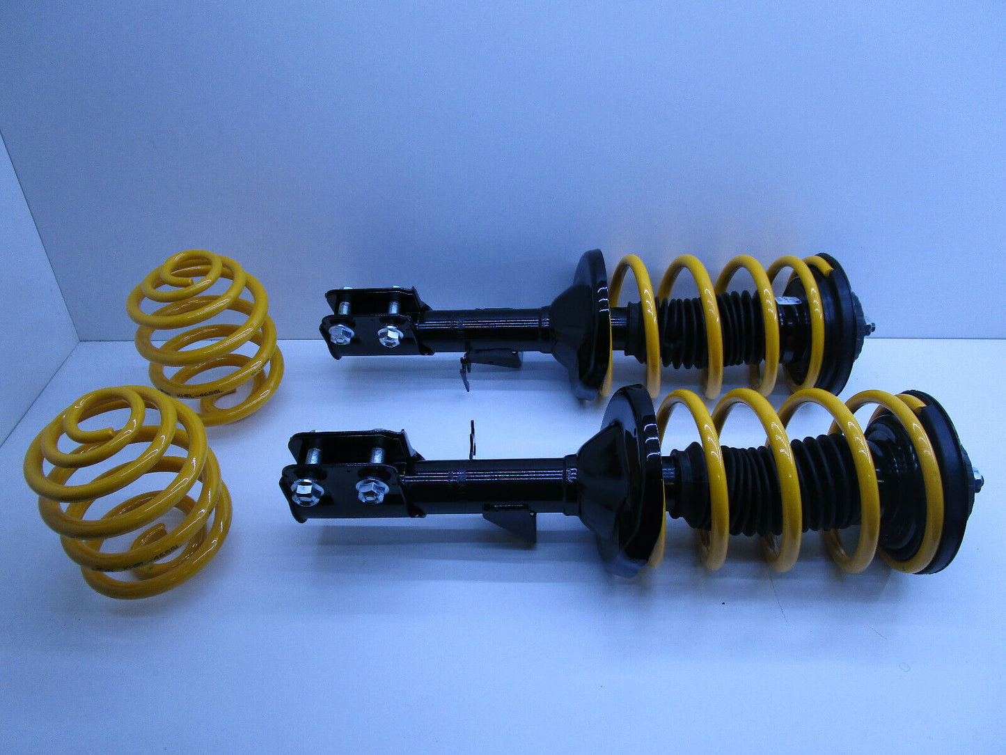SSL FRONT & REAR LOWERED SPRINGS FRONT SHOCKS TO SUITE COMMODORE VT VX VU VY