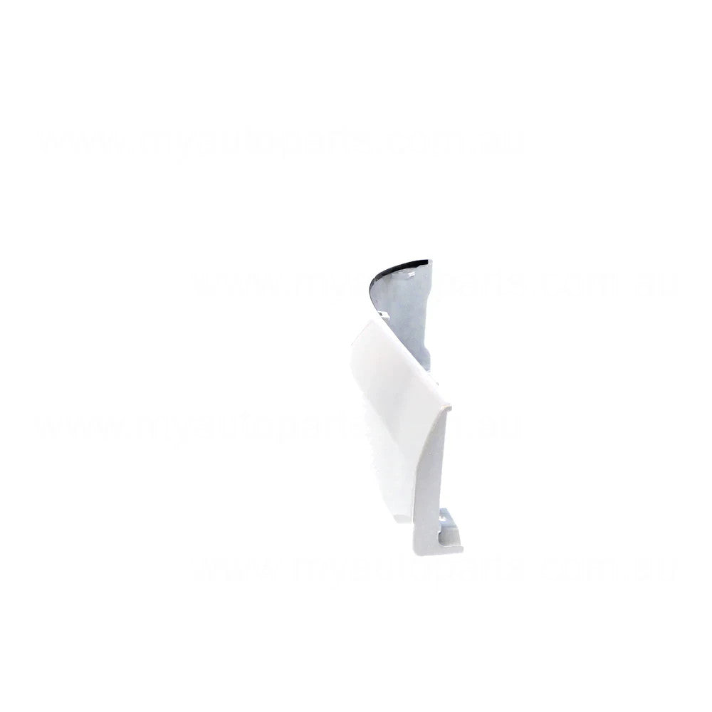Genuine RIGHT REAR FLARE REAR BAR MOULD FOR TOYOTA RAV4 2005-2008 WHITE COLOUR