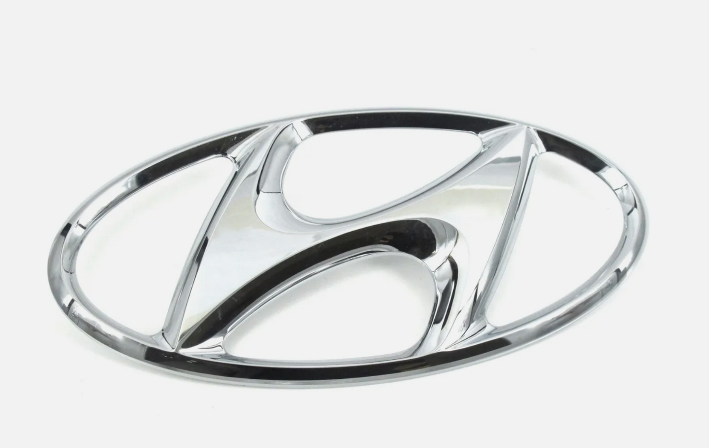 GENUINE GRILLE BADGE EMBLEM FOR HYUNDAI ILOAD TQ-V 2/2008-10/2021