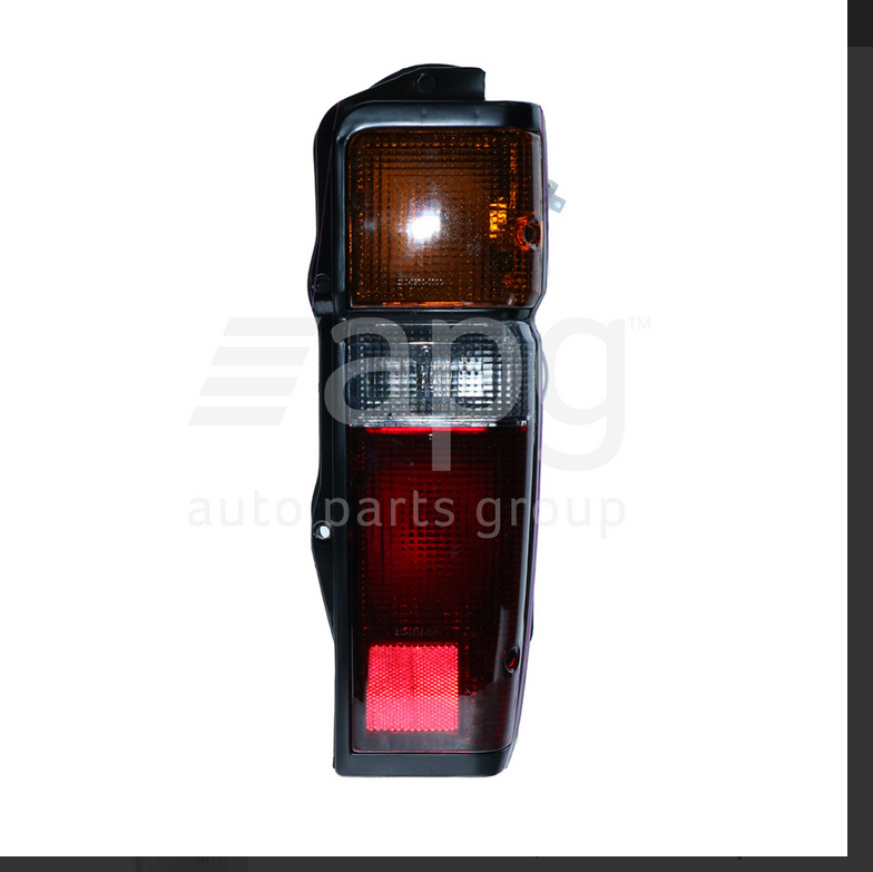 NEW DRIVER RIGHT TAIL LIGHT REAR LAMP FOR TOYOTA HIACE 2/1983-10/1989