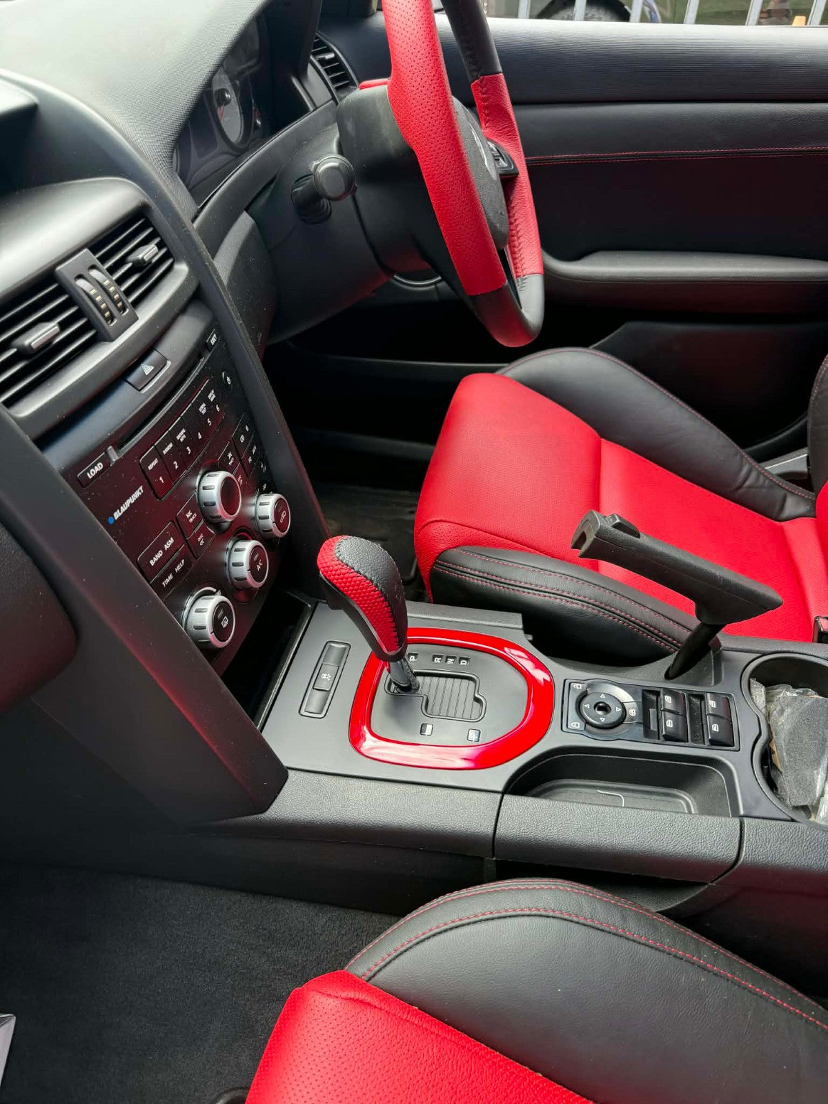 AUTO Gear Surround Centre Console Trim + GEAR KNOB FOR HOLDEN COMMODORE VE WM