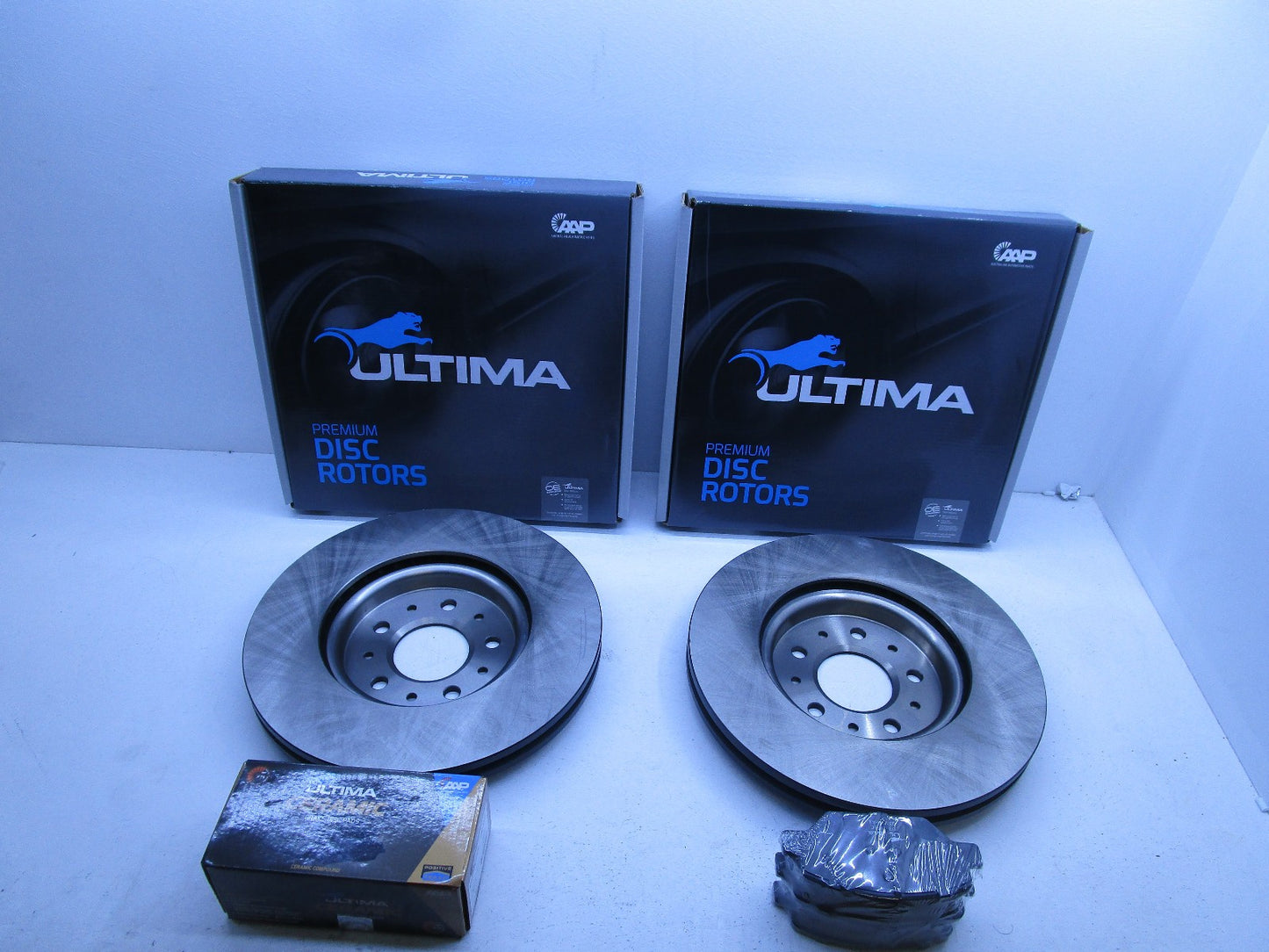 Front PAIR Brake Disc Rotor & PADS FOR HOLDEN EQUINOX LS LT LTZ LTZ-V 2017-2020