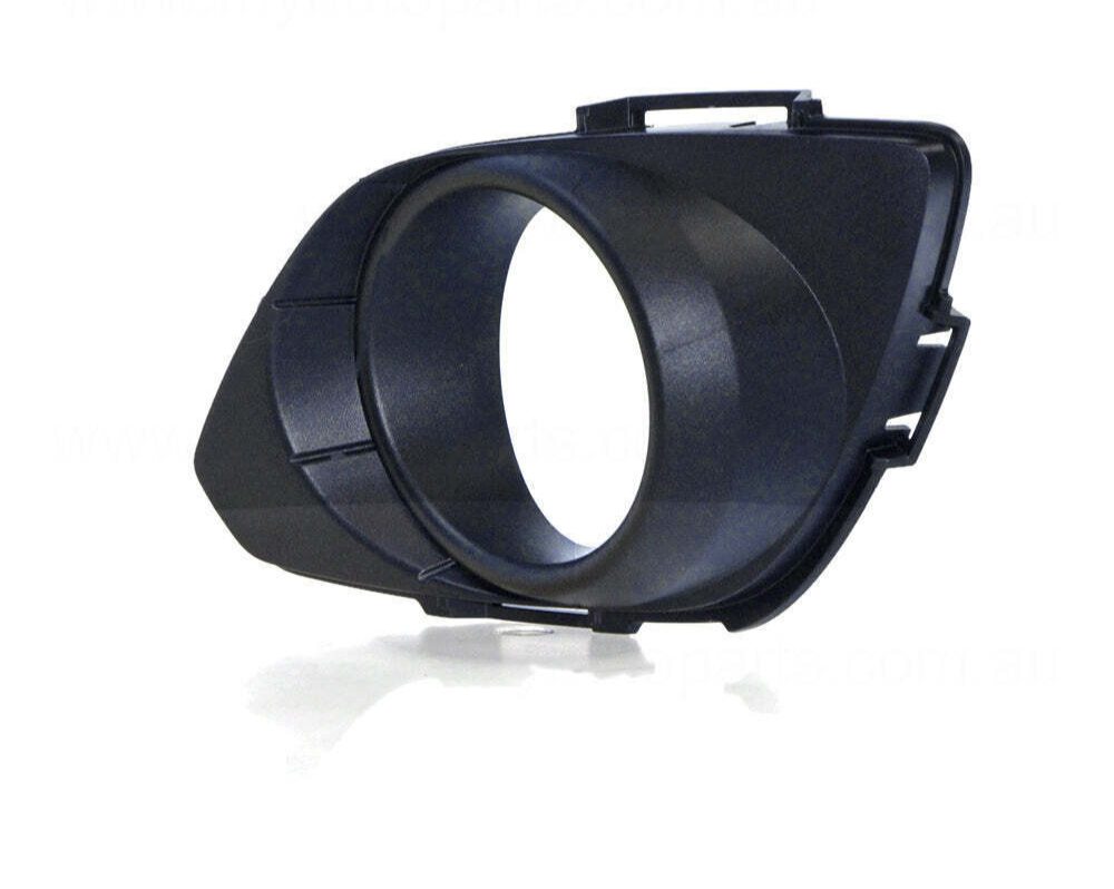 GENUINE PASSENGER SIDE FOG LIGHT COVER FOR Holden Captiva CG 2011 to 2016