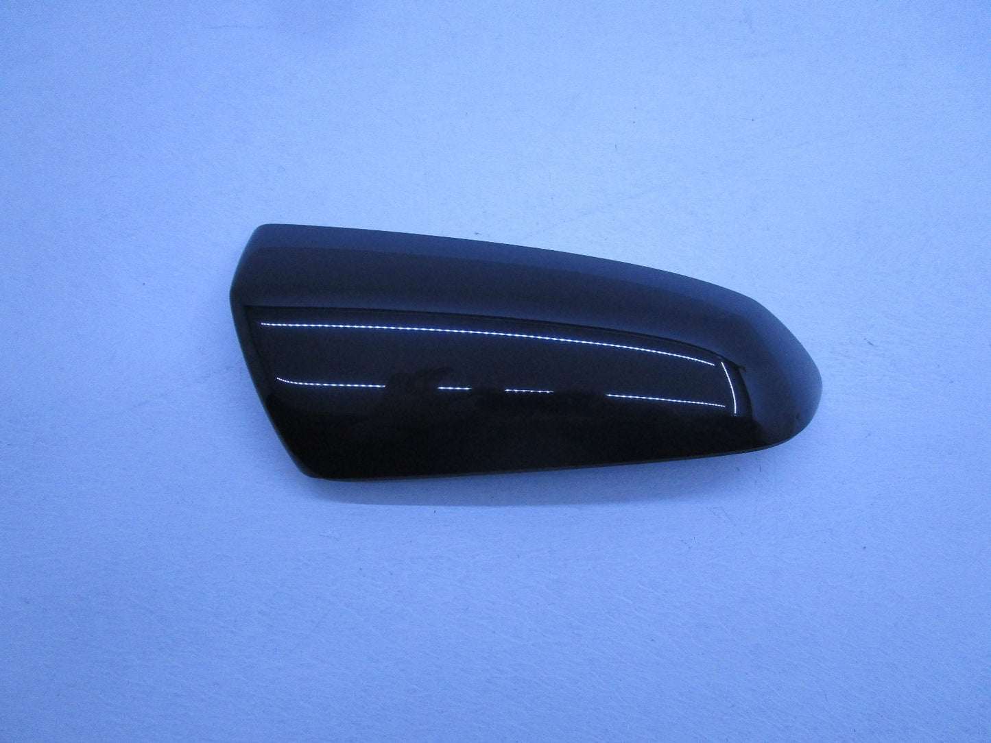 GENUINE RIGHT DOOR MIRROR COVER BLACK FOR HOLDEN VE VF UTE SV6 SS OMEGA THUNDER