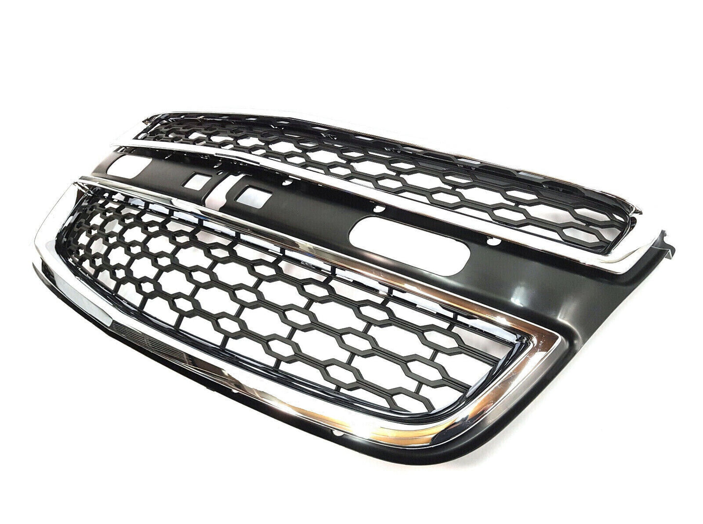 NEW FRONT GRILLE WITH CHROME MOULDS FOR Holden Colorado RG 6/2012-7/2016