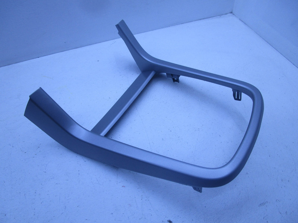 Genuine CENTER CONSOLE TRIM COVER FOR HOLDEN Colorado RG 2012 - 2020