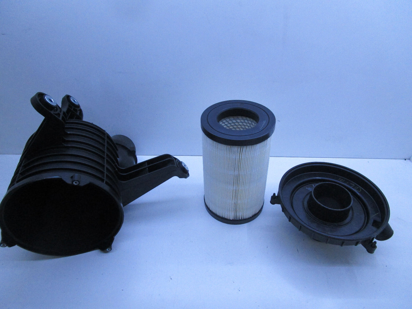 Genuine New COMPLETE Air Box Housing FOR HOLDEN RG Colorado 2012-2020 DIESEL