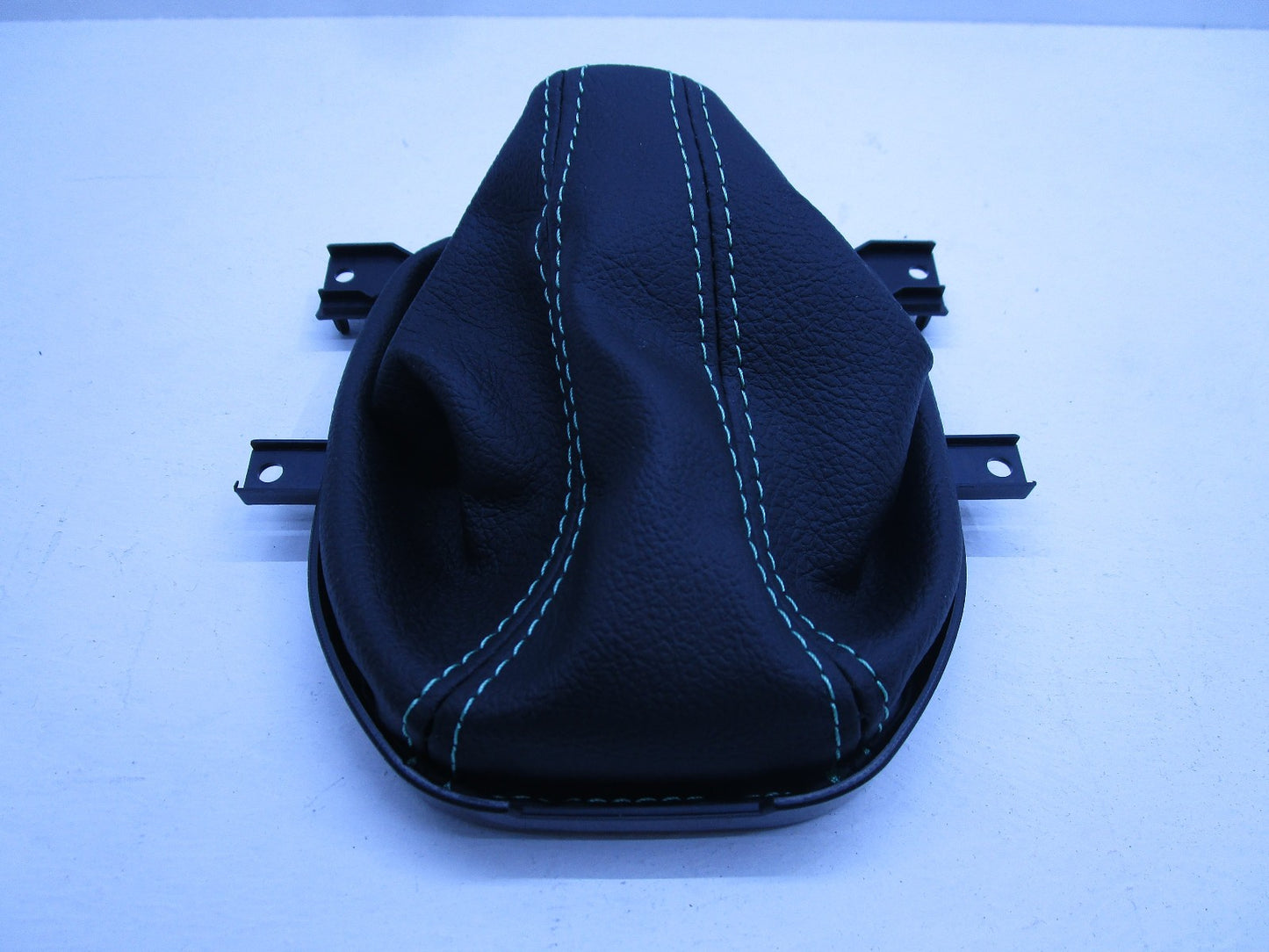 NEW MANUAL GEAR SHIFTER COVER FOR HOLDEN COMMODORE VE V6 OMEGA CALAIS WITH FRAME