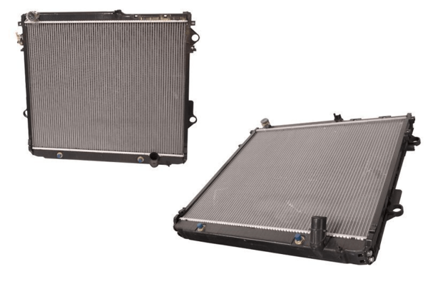 NEW RADIATOR FOR TOYOTA LANDCRUISER VDJ200 08/2007-12/2011 4.5L V8 TURBO DIESEL-