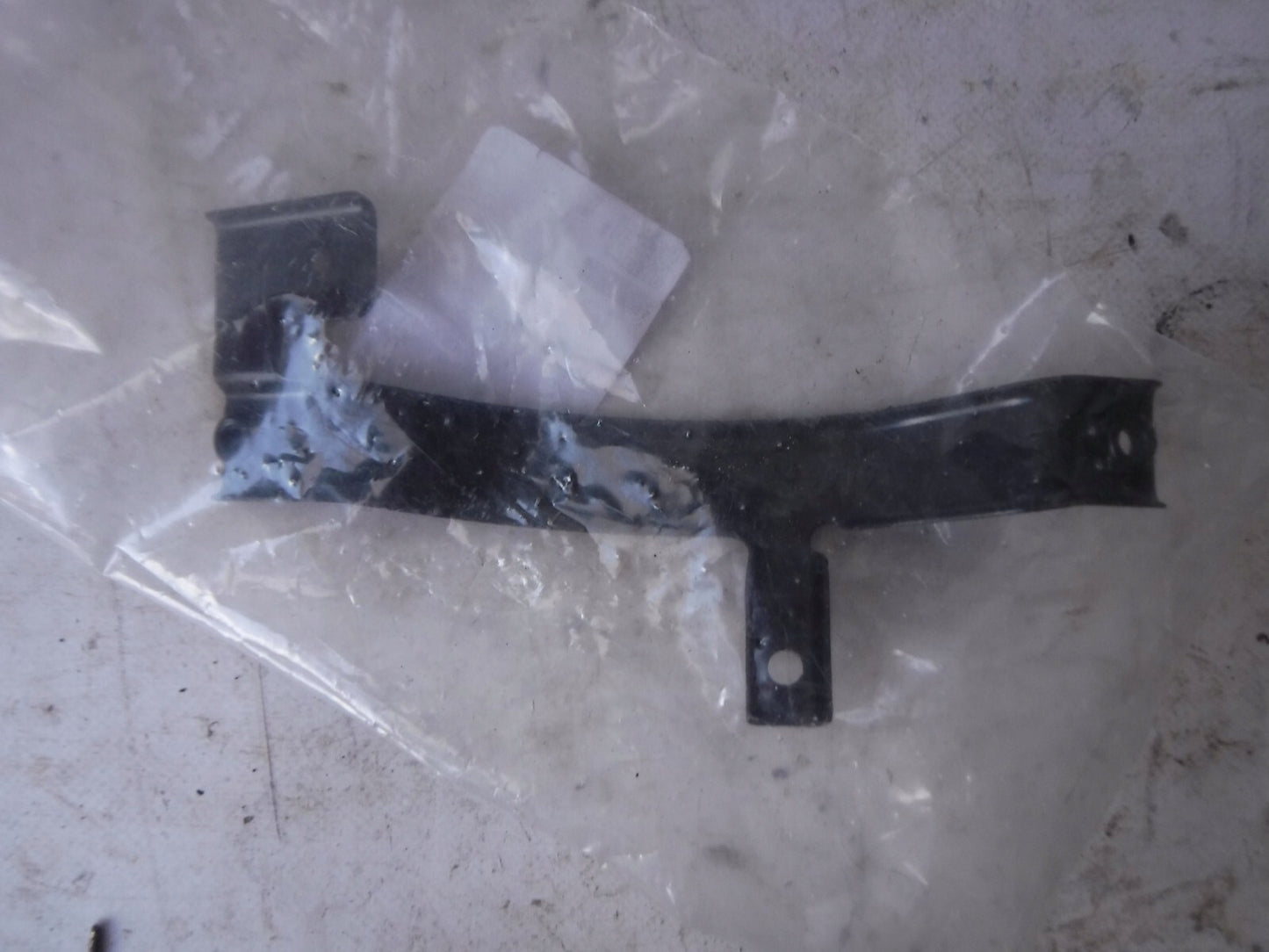 GENUINE PASSENGER SIDE FRONT BAR BRACKET FOR HOLDEN ASTRA