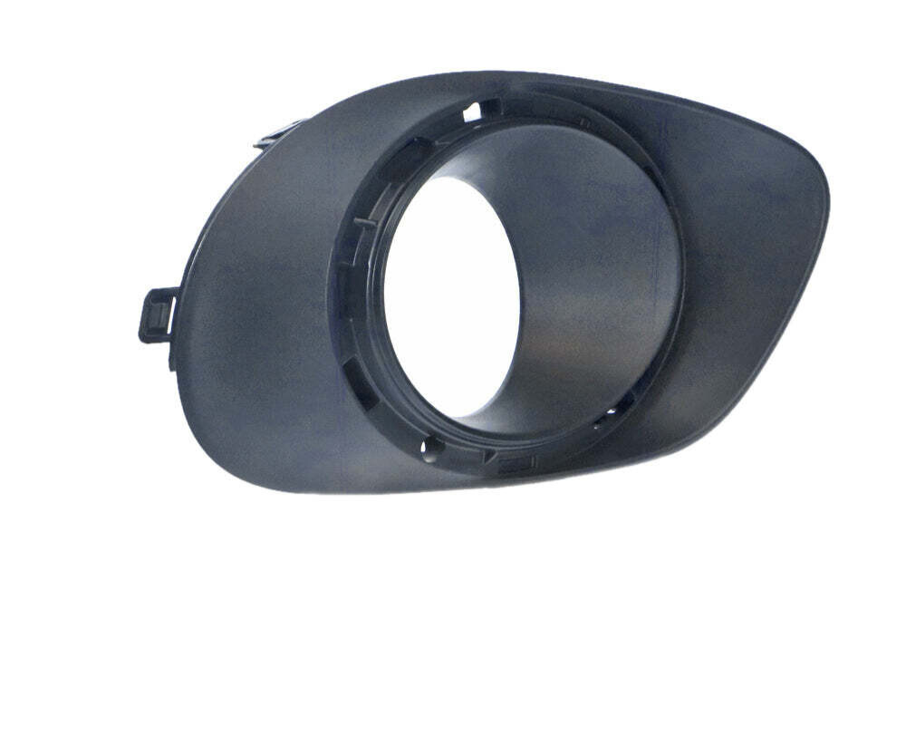 GENUINE RIGHT FOG LIGHT COVER BEZEL FOR Mitsubishi Outlander ZJ 1/2014 to 1/2015