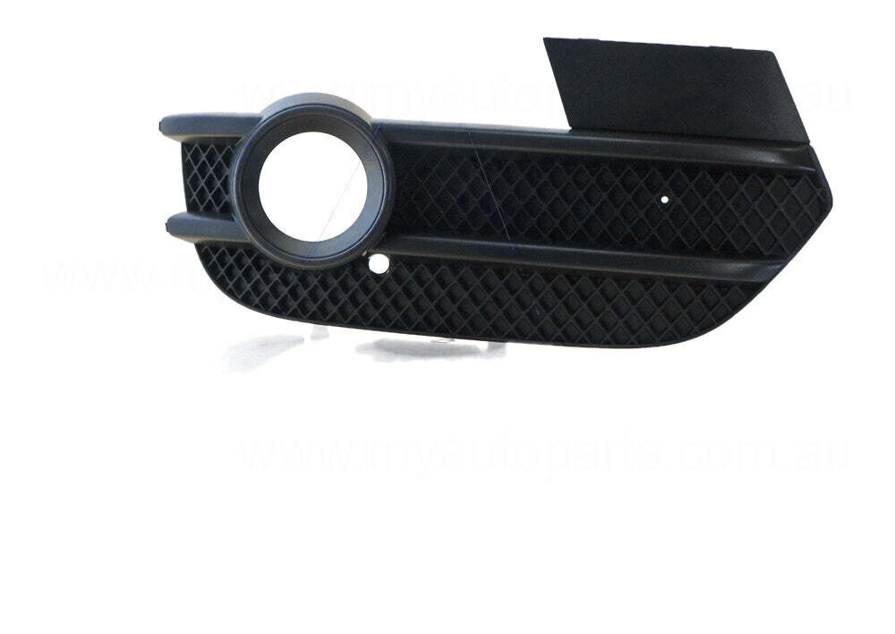 GENUINE DRIVER SIDE FOG LIGHT COVER BEZEL FOR Audi Q3 8U 1/2012 to 11/2014