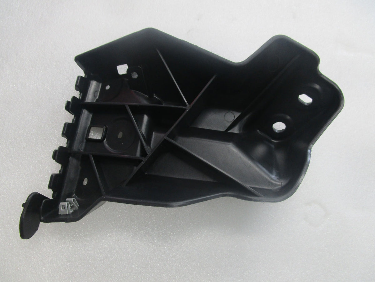 NEW FRONT BAR BUMPER SLIDE BRACKET RIGHT SIDE HOLDEN VF EVOKE COMMODORE