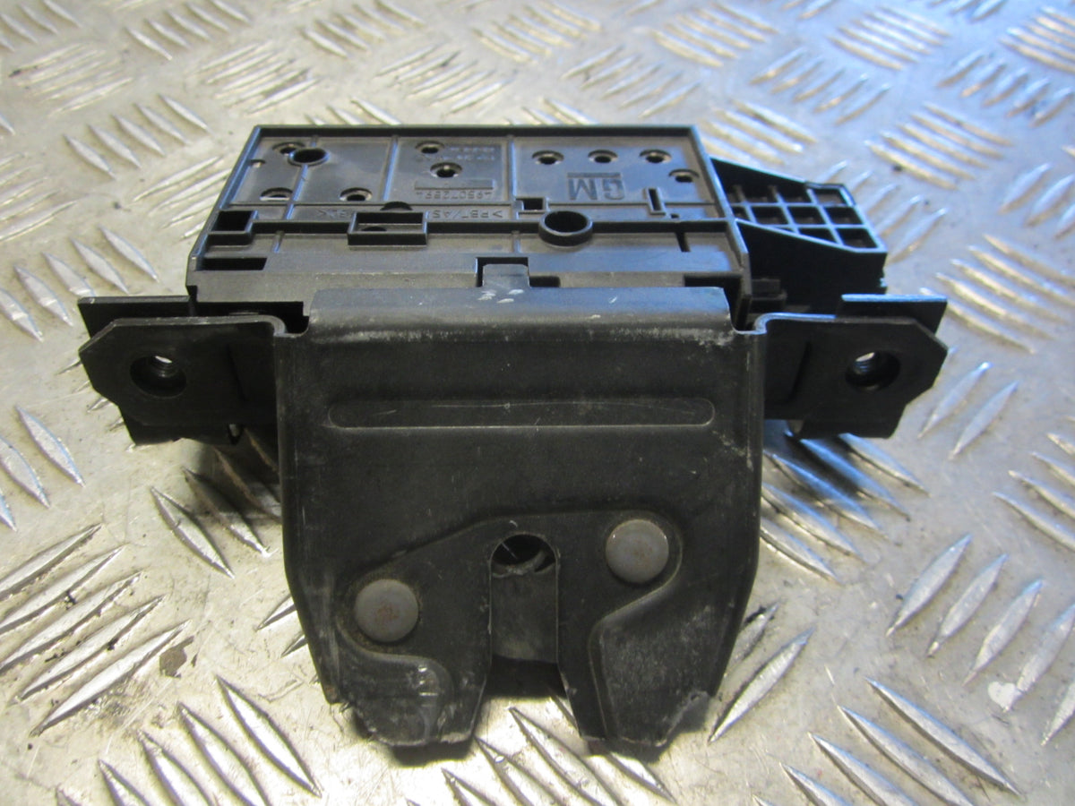 HOLDEN COMMODORE VE STATION WAGON TAIL GATE LOCK ACTUATOR BRAND NEW GENUINE