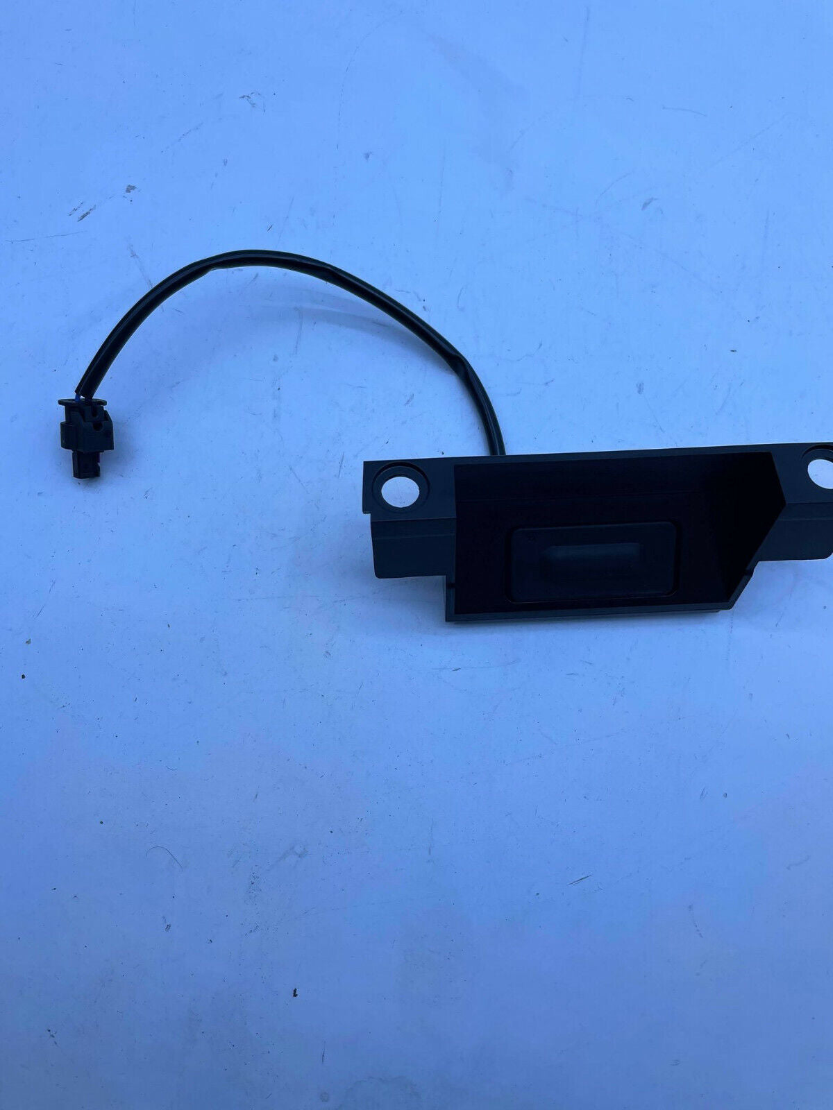 REAR TAILGATE SWITCH BUTTON HOLDEN COMMODORE VF WAGON TOUCHPAD VE WAGON GENUINE