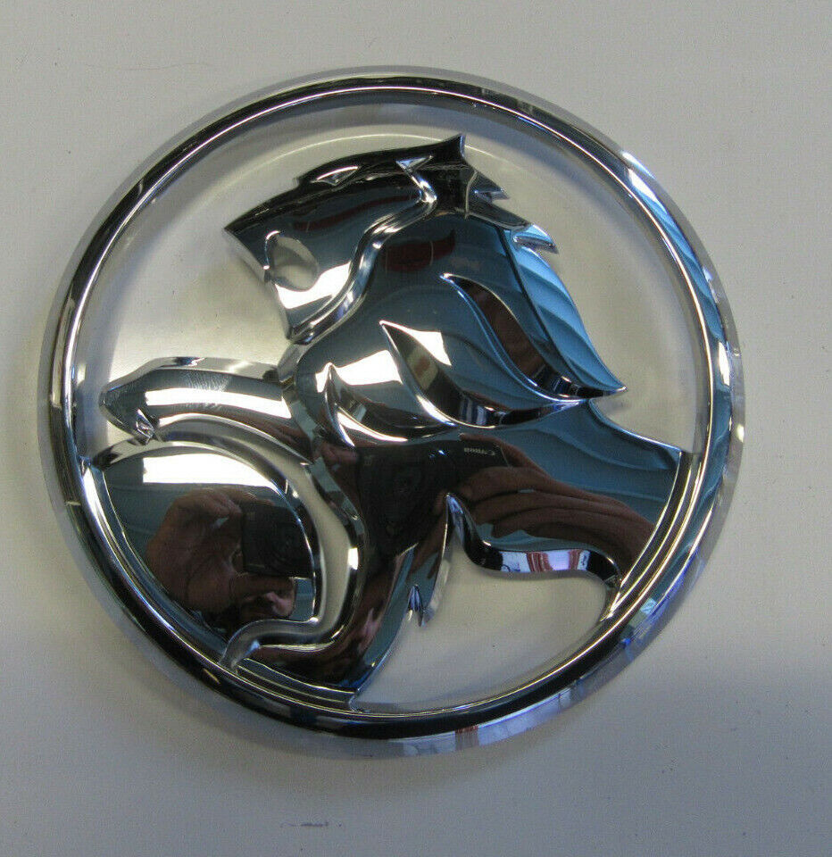 HOLDEN COMMODORE VE SERIES 1 SS SV6 SSV FRONT GRILLE BADGE LION BADGE CHROME NEW