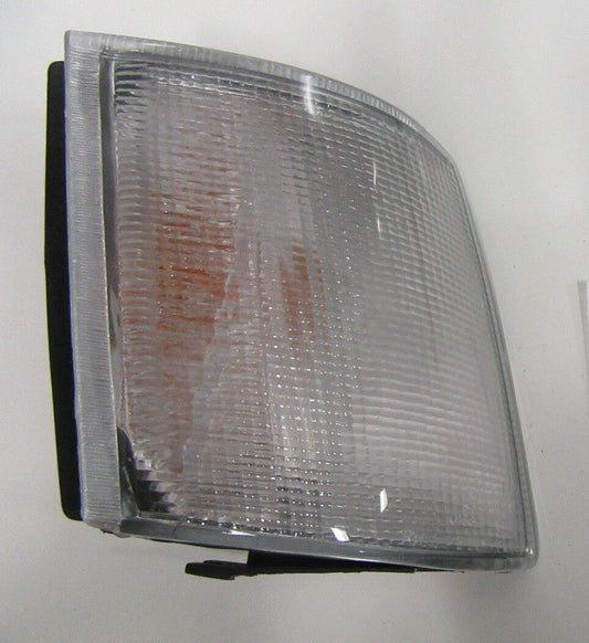 DRIVER SIDE RIGHT CORNER LIGHT INDICATOR LAMP HOLDEN COMMODORE VH VK NEW