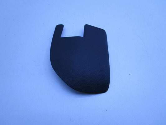 PASSENGER FRONT LOWER SEAT RAIL TRIM COVER WM STATESMAN CAPRICE HOLDEN GENUINE