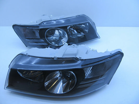 Calais Crewman HOLDEN COMMODORE HEADLIGHTS HEAD LAMPS VZ SS GENUINE NEW PAIR