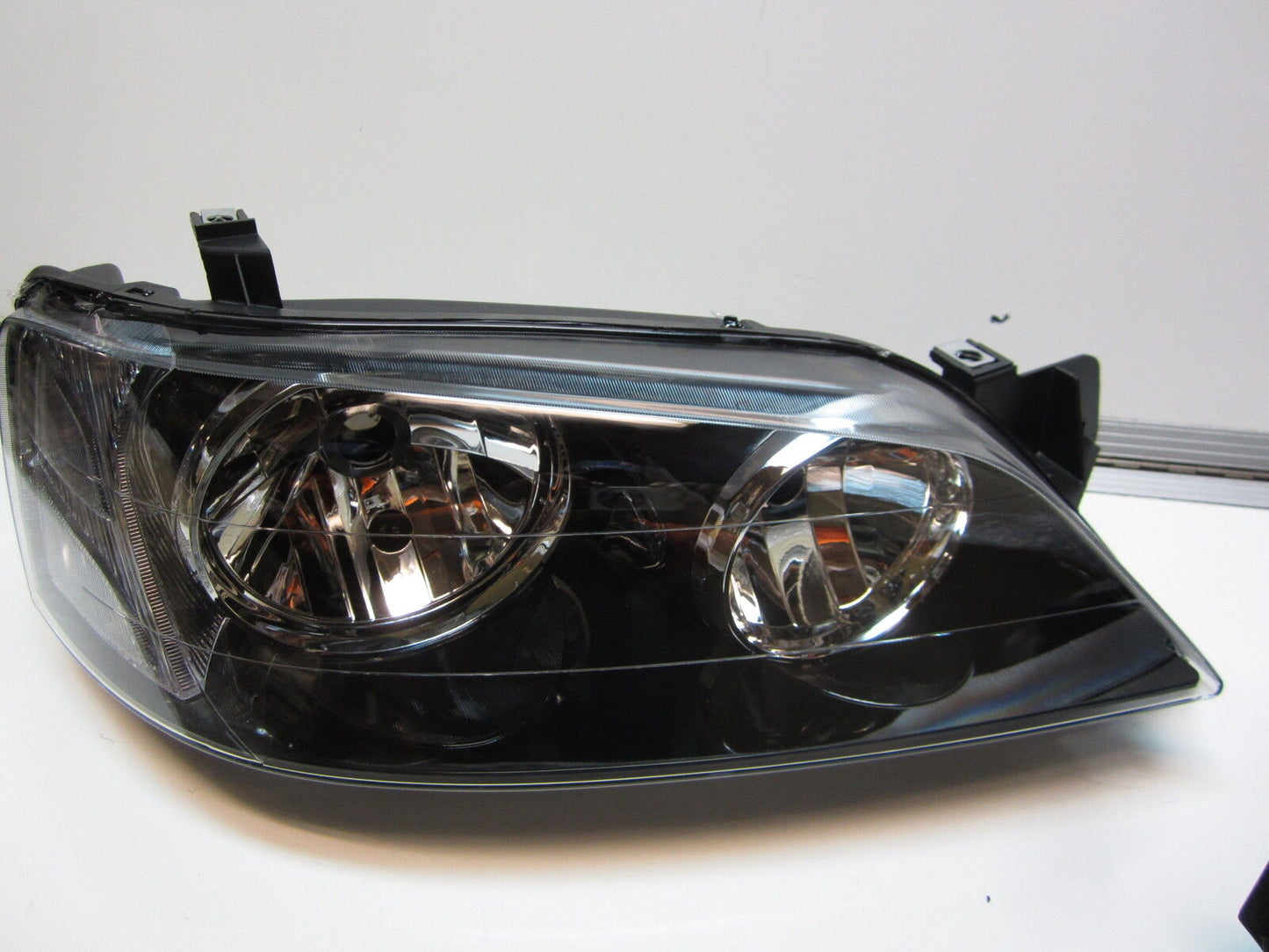 FITS FOR Ford Falcon BA BF Mk1 XT BLK Headlight Brand New RH