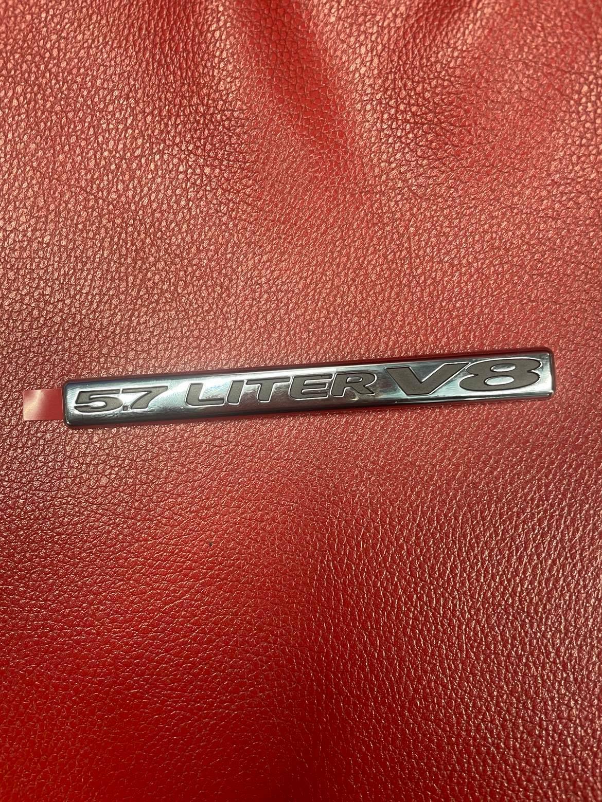 5.7 LITER V8 BADGE EMBLEM HOLDEN COMMODORE GENUINE NEW SIZE L-12 CM W-1.5 SM