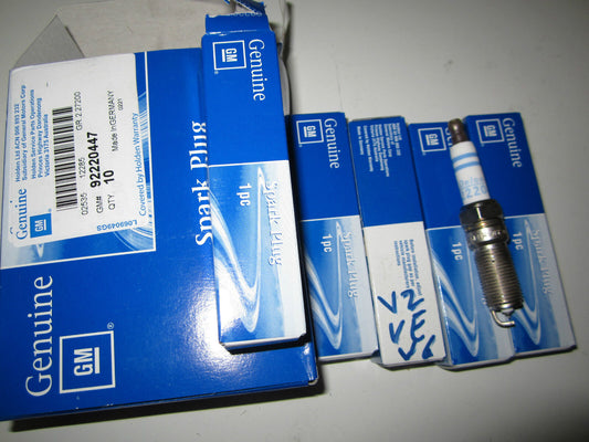 SPARK PLUG set x6 HOLDEN COMMODORE VZ VE V6 SPARK PLUG BRAND NEW GENUINE new