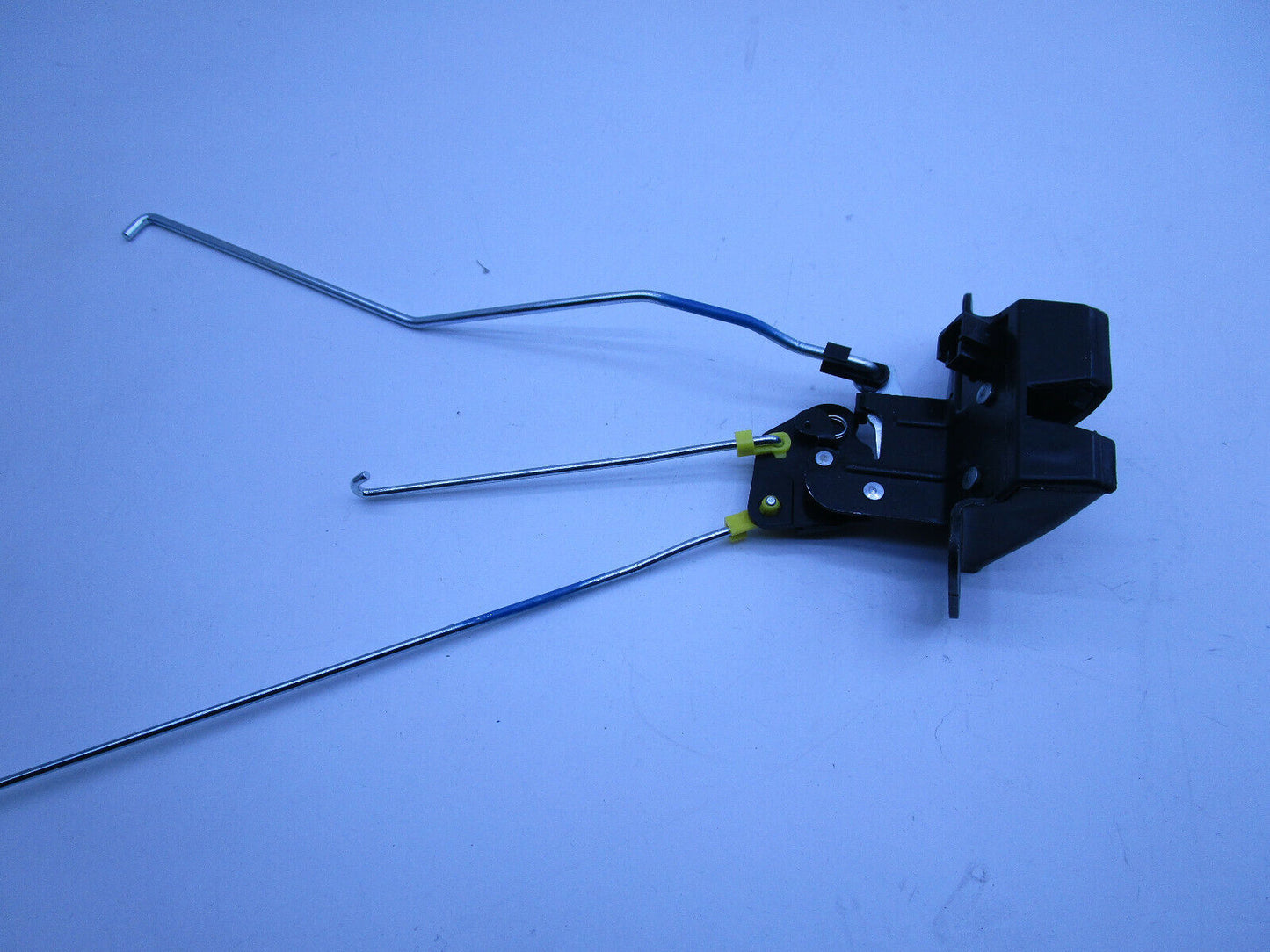 Tailgate Lock Latch HOLDEN CAPTIVA 2007/2010 TAIL GATE LOCK GENUINE NEW